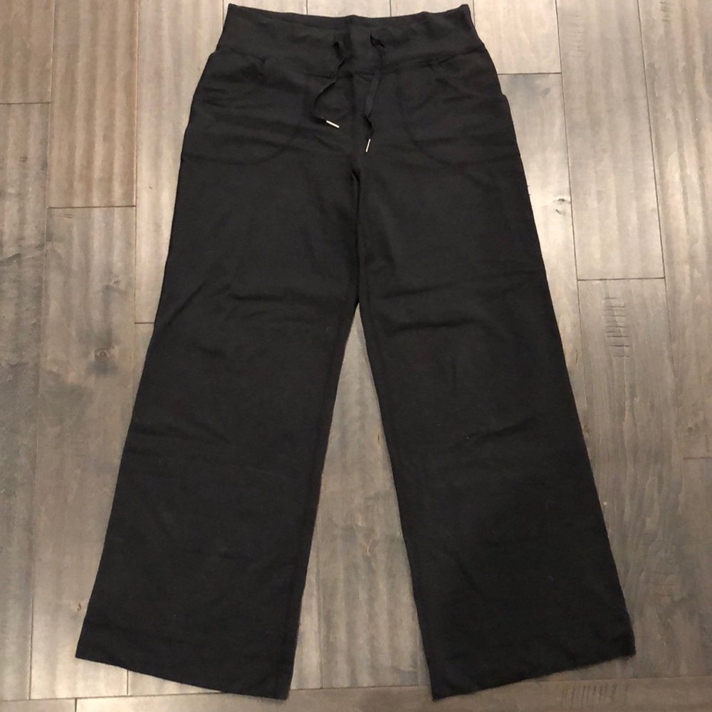 Lululemon athletics wide leg yoga pants